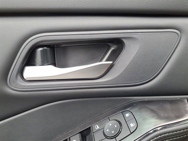 New 2026 Nissan Rogue SV image 16