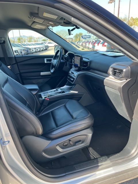 Used 2023 Ford Explorer XLT w/ Equipment Group 202A image 34