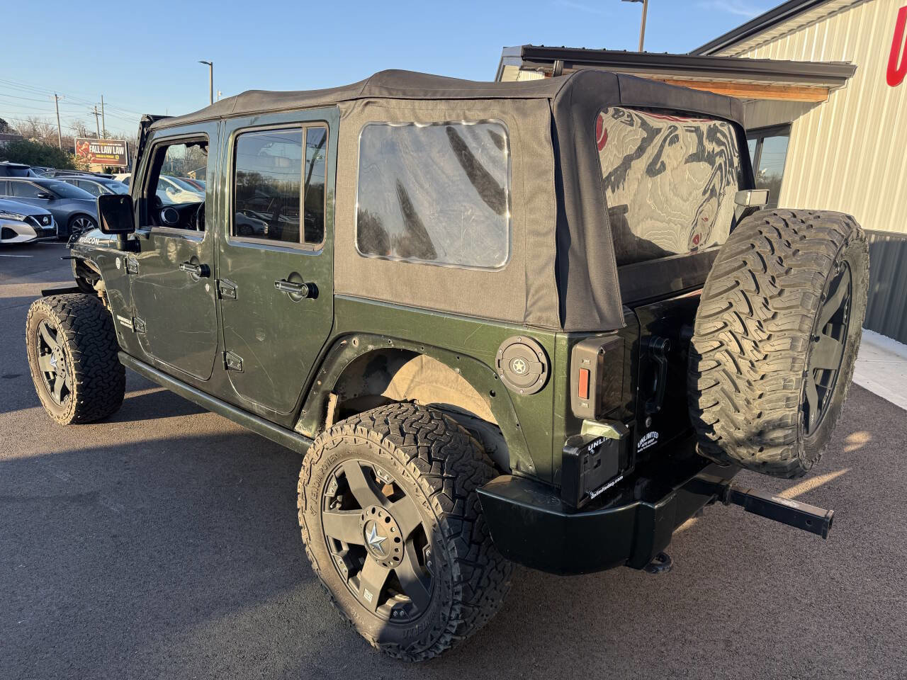 Used 2011 Jeep Wrangler Unlimited Rubicon w/ Dual Top Group image 11