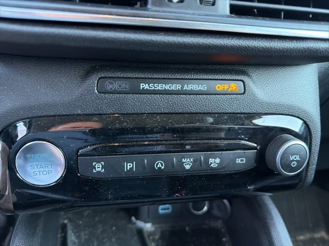 Used 2023 Ford Escape Platinum image 8