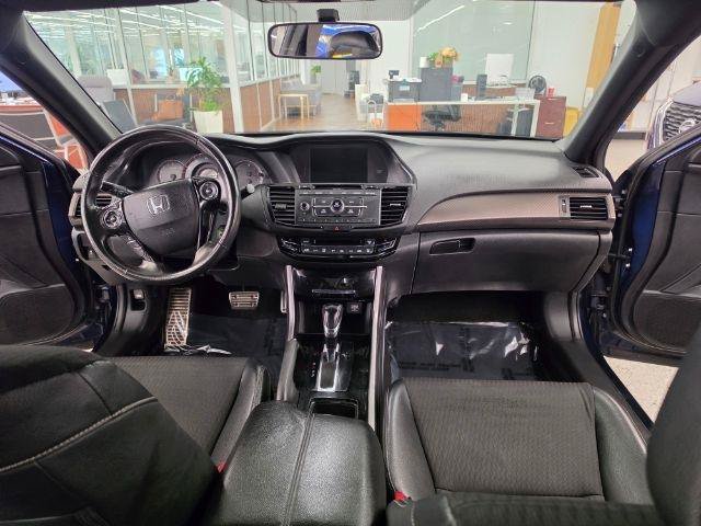 Used 2016 Honda Accord Sport image 12