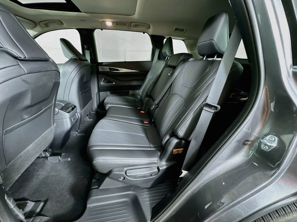 Certified 2026 INFINITI QX60 Luxe w/ Cargo Package FWD image 33