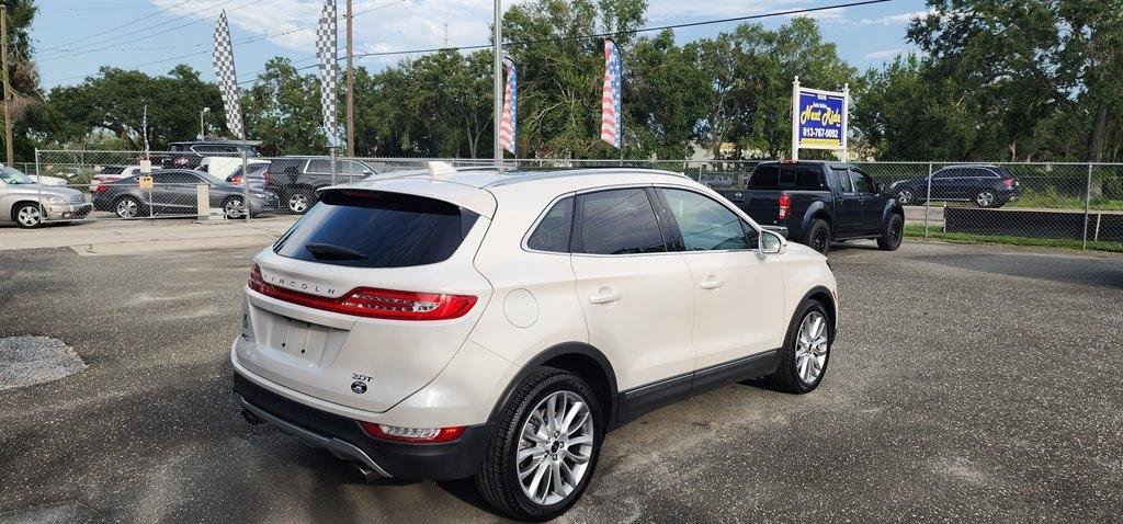 Used 2017 Lincoln MKC Reserve FWD image 9