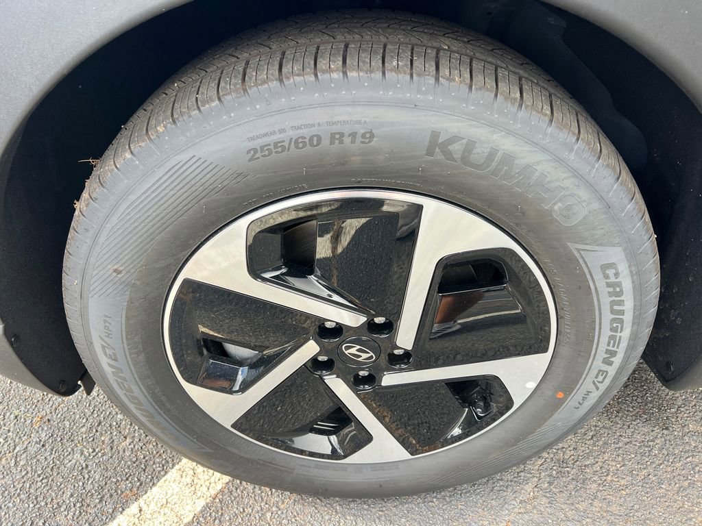 New 2026 Hyundai Ioniq 9 SE image 32