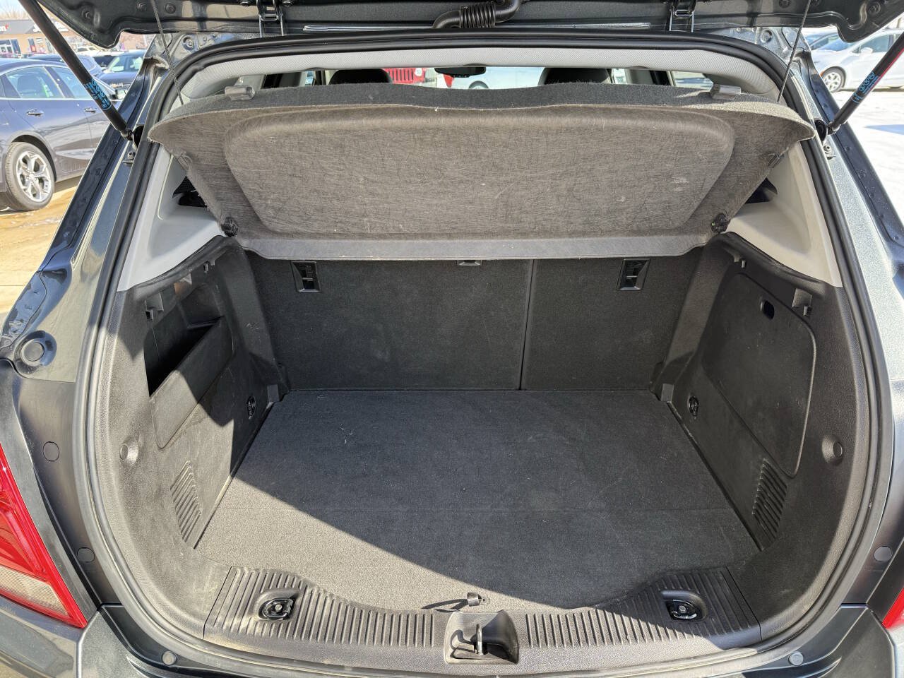 Used 2019 Chevrolet Trax LT w/ Driver Confidence Package AWD/4WD image 13