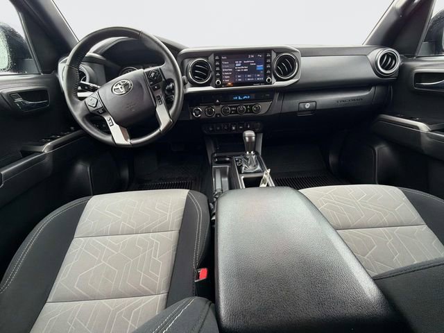 Used 2023 Toyota Tacoma TRD Sport w/ Advanced Technology Package AWD/4WD image 18
