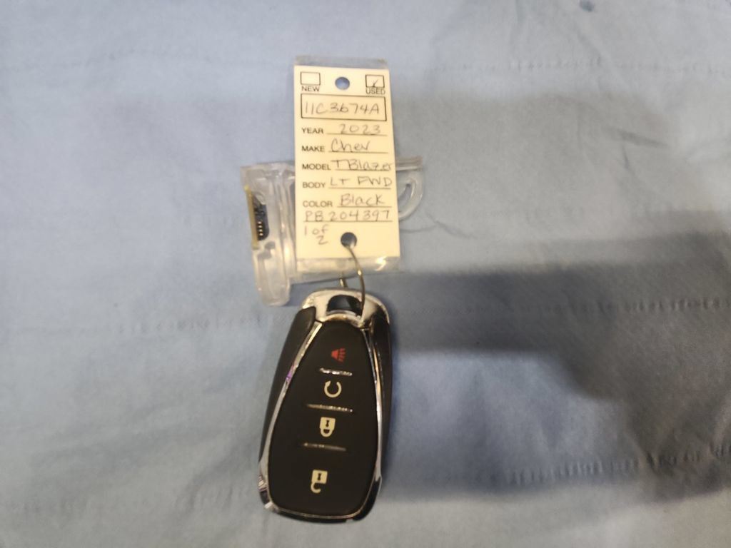 Used 2023 Chevrolet TrailBlazer LT FWD image 34
