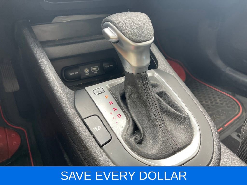 Used 2020 Kia Forte LXS FWD image 12