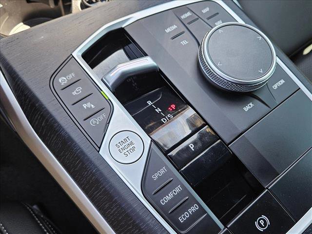 Used 2025 BMW 230i Coupe w/ Parking Assistance Package image 13