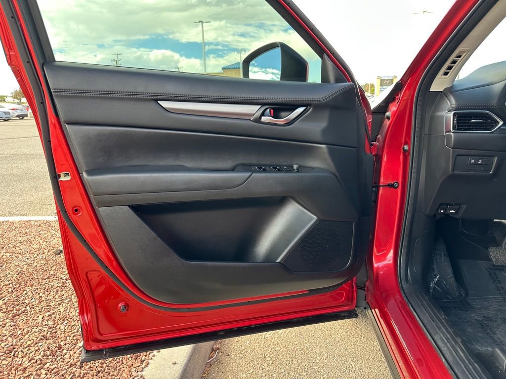 Used 2019 MAZDA CX-5 Touring image 12