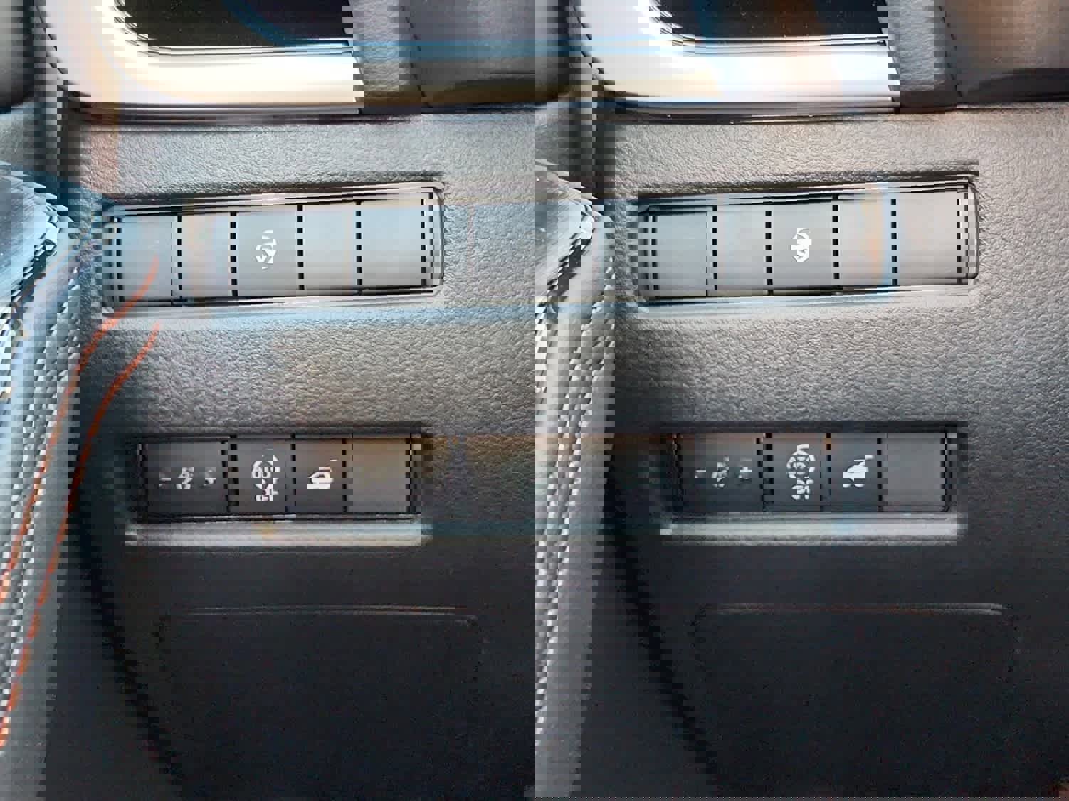 New 2026 Nissan Rogue SV image 17