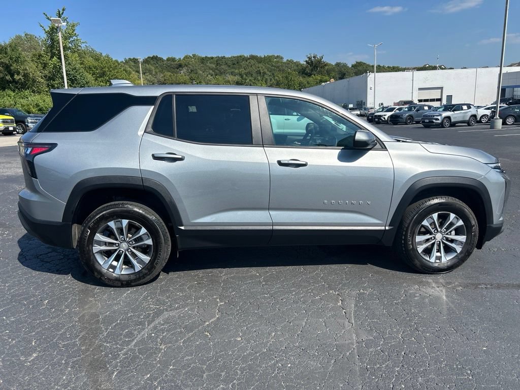 Used 2026 Chevrolet Equinox LT AWD/4WD image 4
