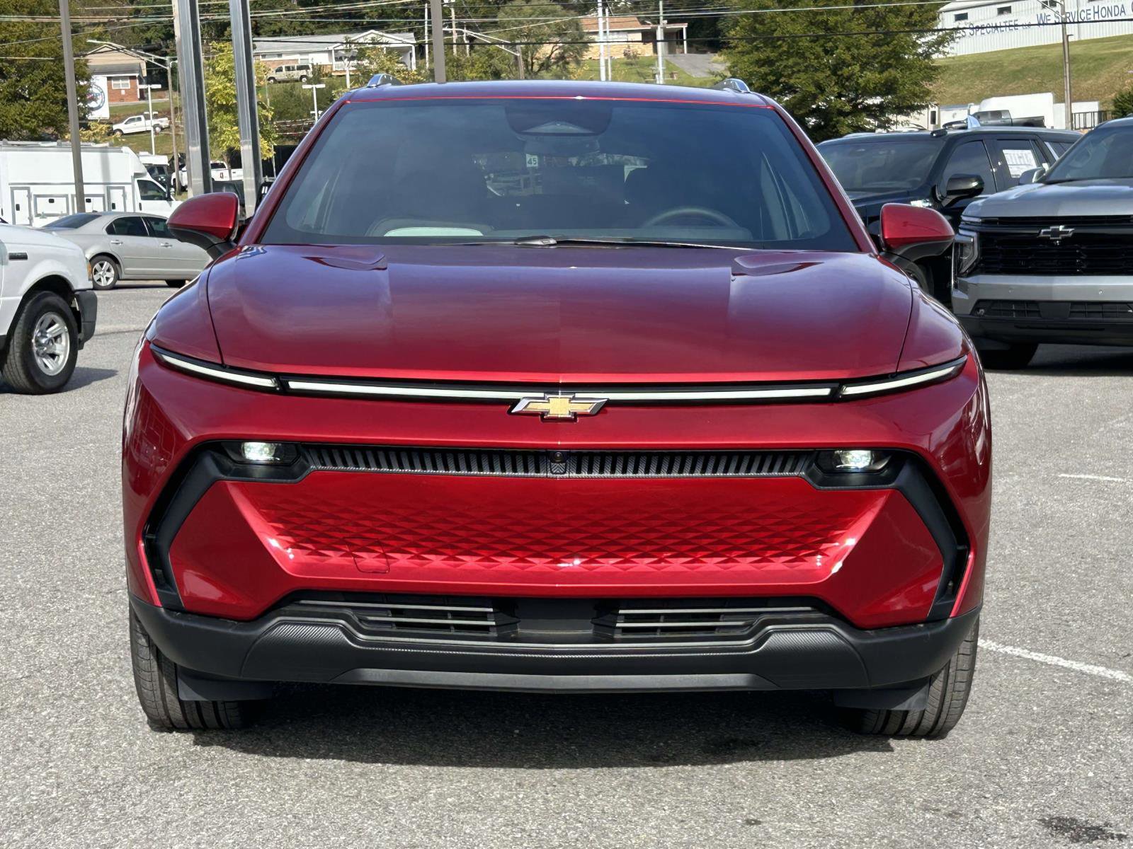 New 2026 Chevrolet Equinox EV LT image 8