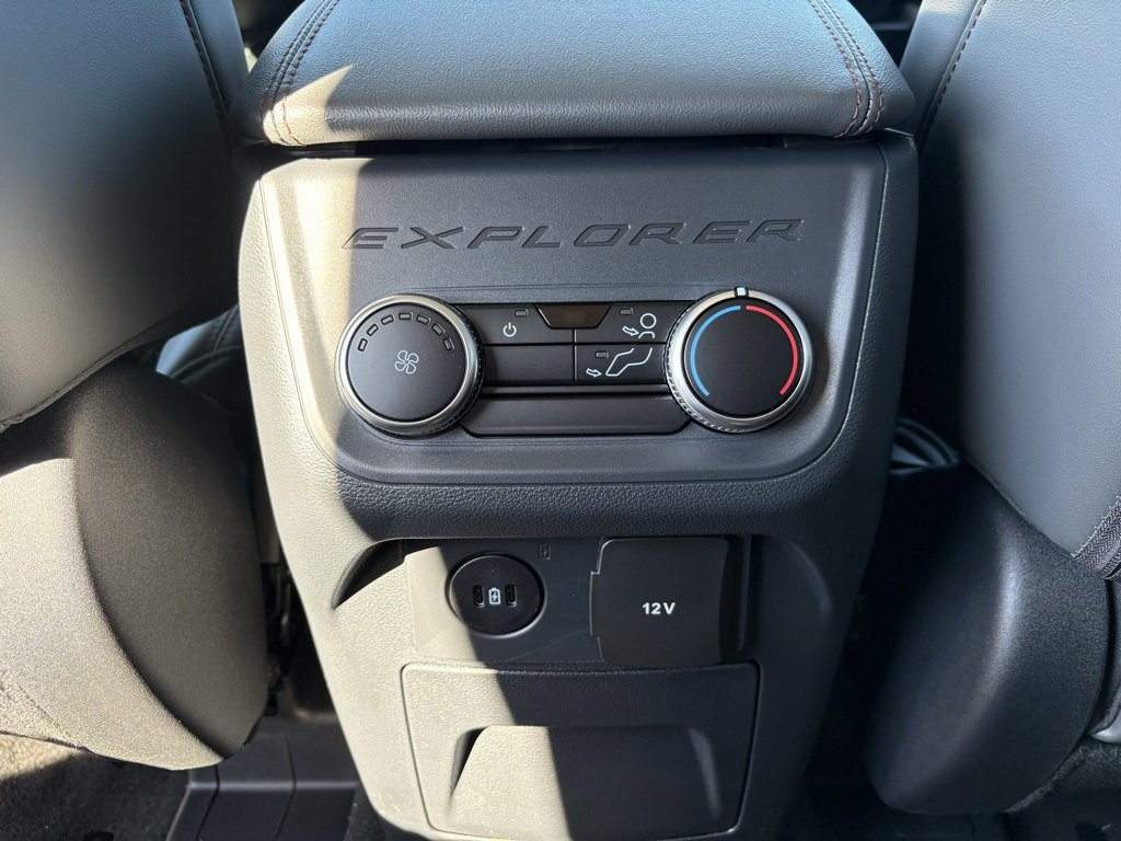 New 2026 Ford Explorer Active image 24
