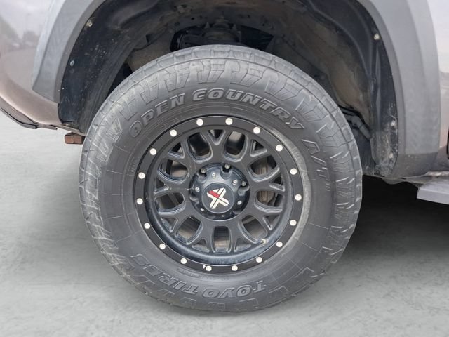 Used 2018 Toyota Tacoma TRD Off-Road AWD/4WD image 29