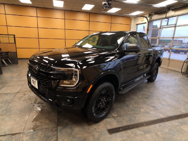 New 2026 Ford Ranger XLT w/ Equipment Group 301A High AWD/4WD image 3