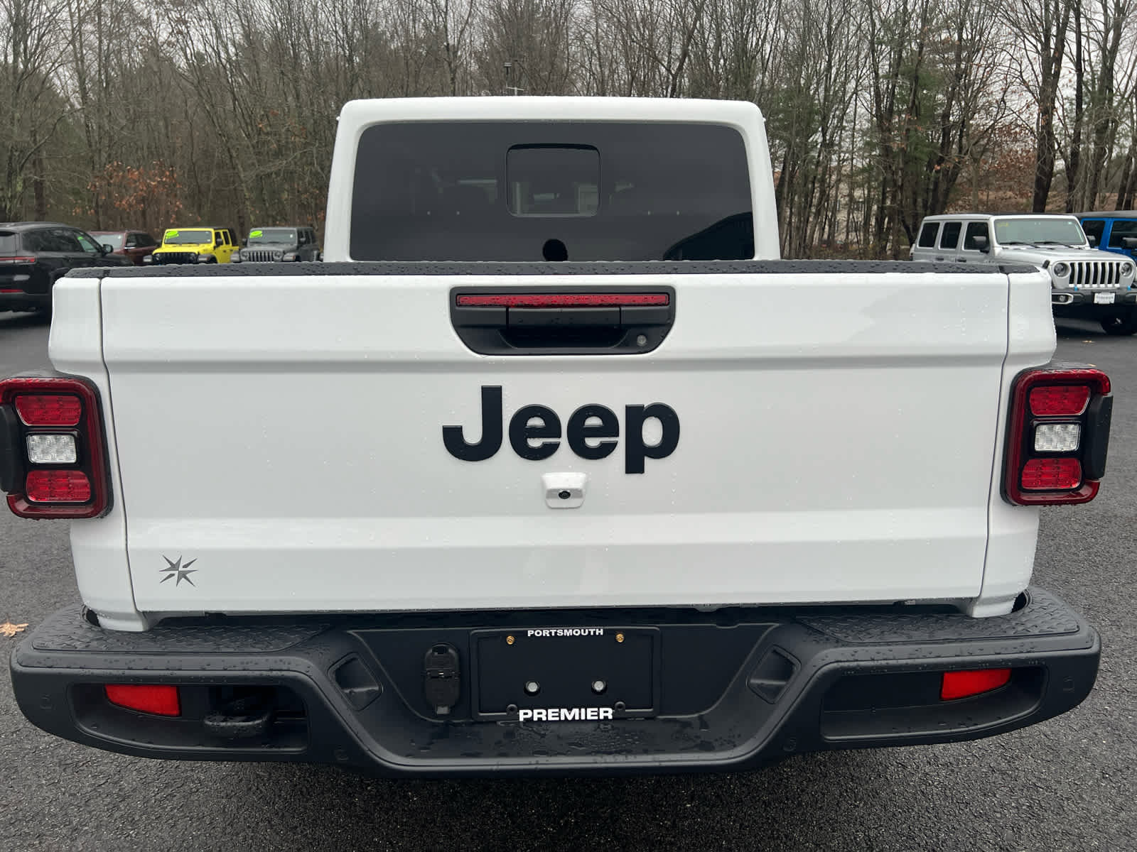 New 2026 Jeep Gladiator Sport AWD/4WD image 6