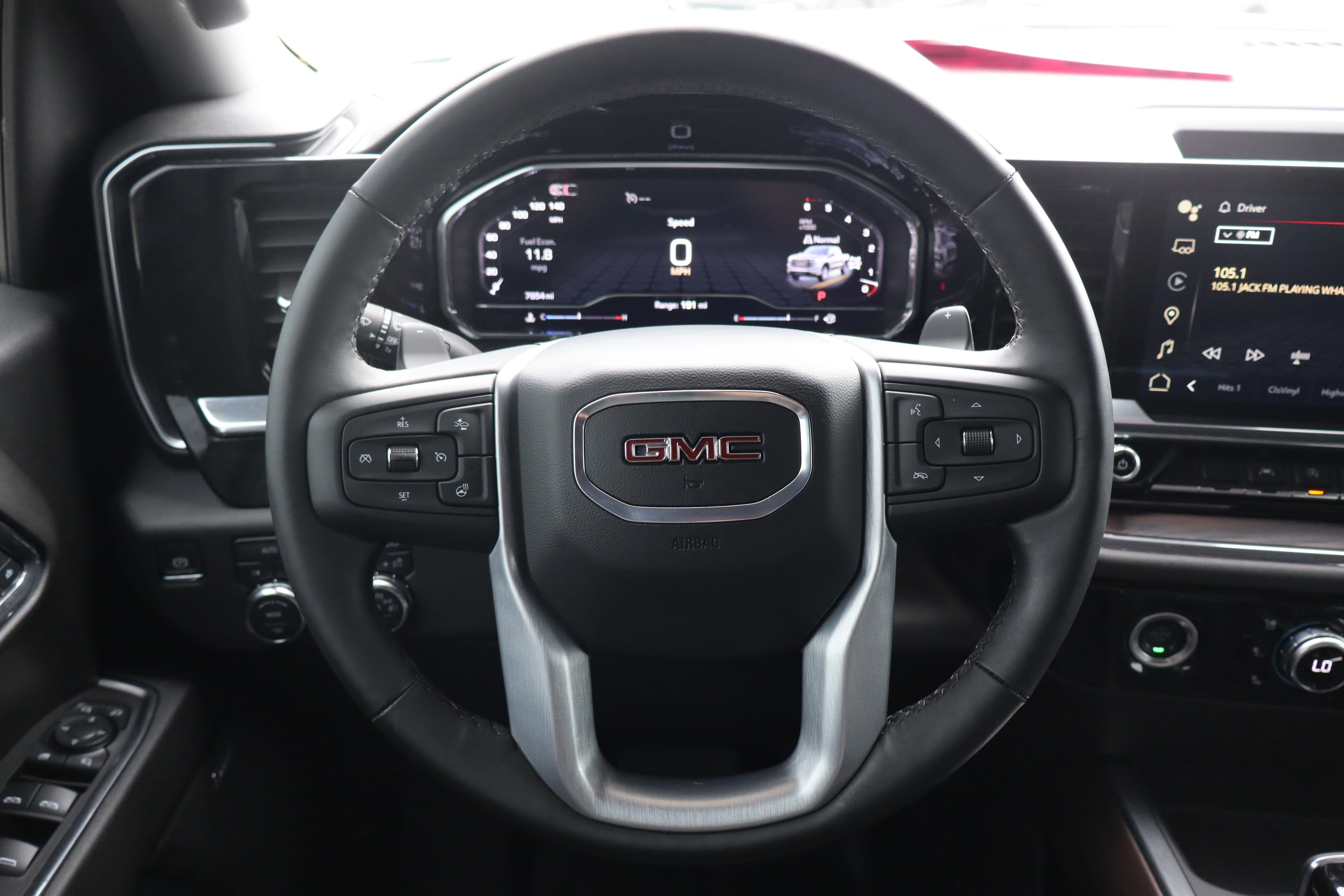 Used 2024 GMC Sierra 1500 SLT w/ SLT Convenience Package image 14