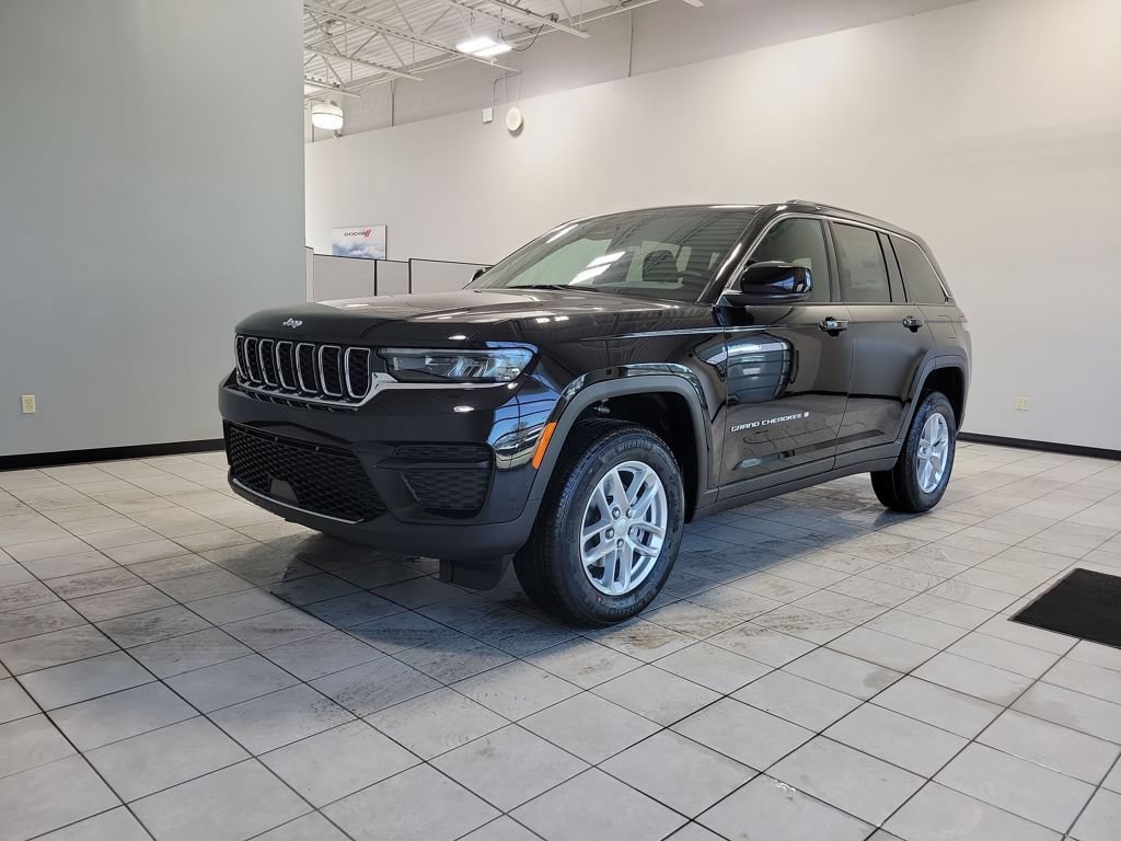 New 2026 Jeep Grand Cherokee Laredo X AWD/4WD video 2