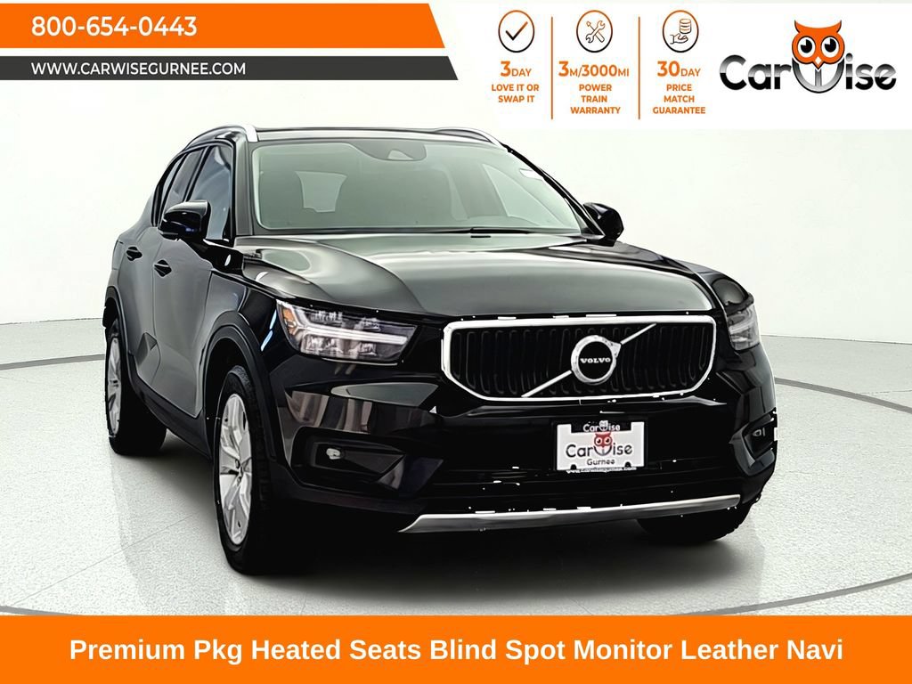 Used 2022 Volvo XC40 T5 Momentum