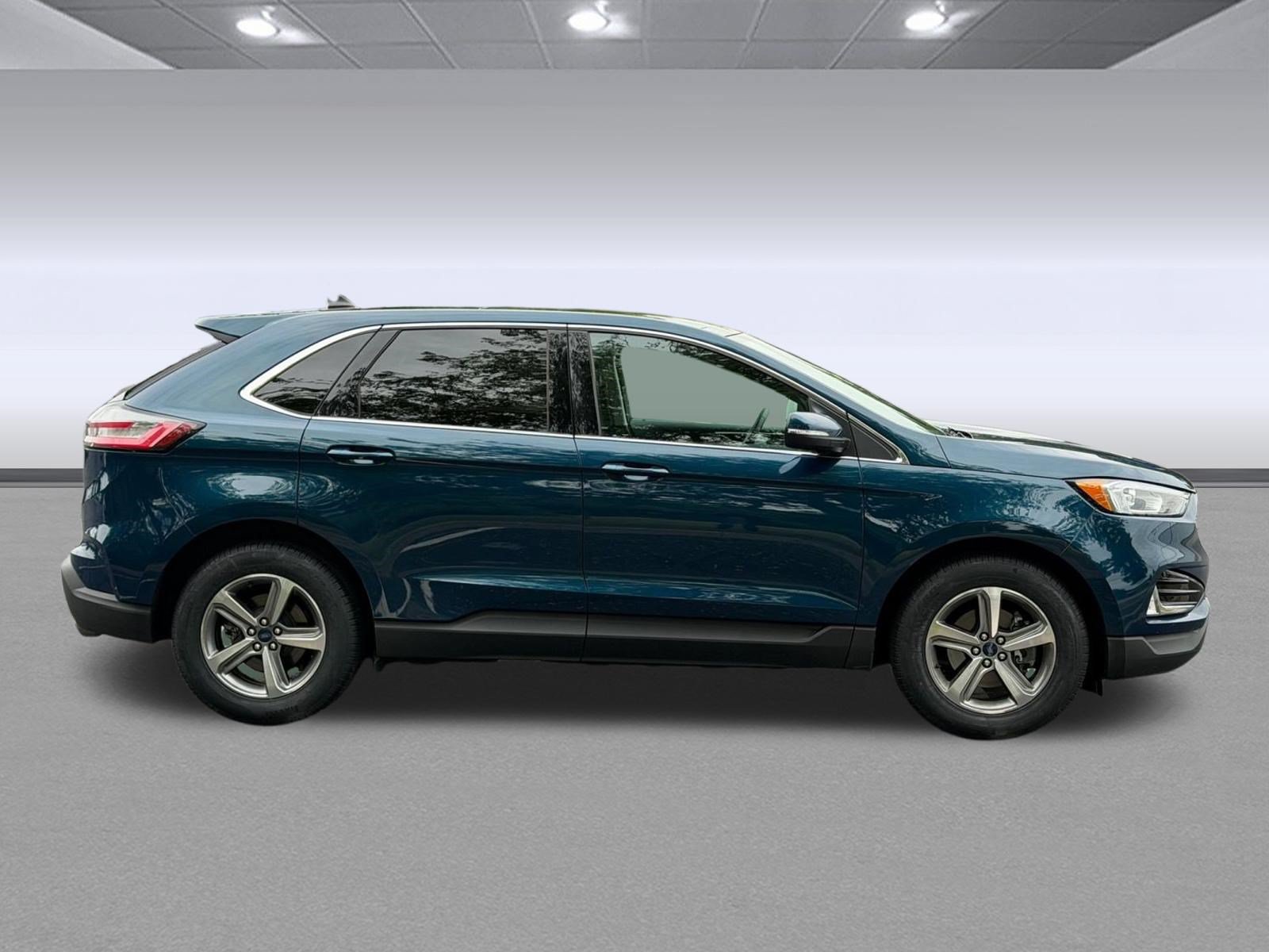 Used 2020 Ford Edge SEL w/ Convenience Package FWD image 8