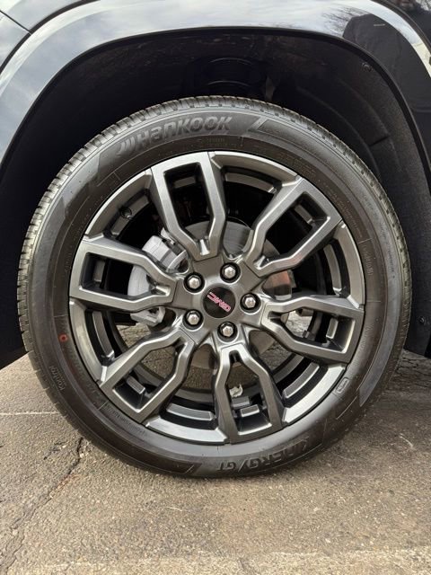 Used 2023 GMC Terrain Denali w/ Black Diamond Edition image 50