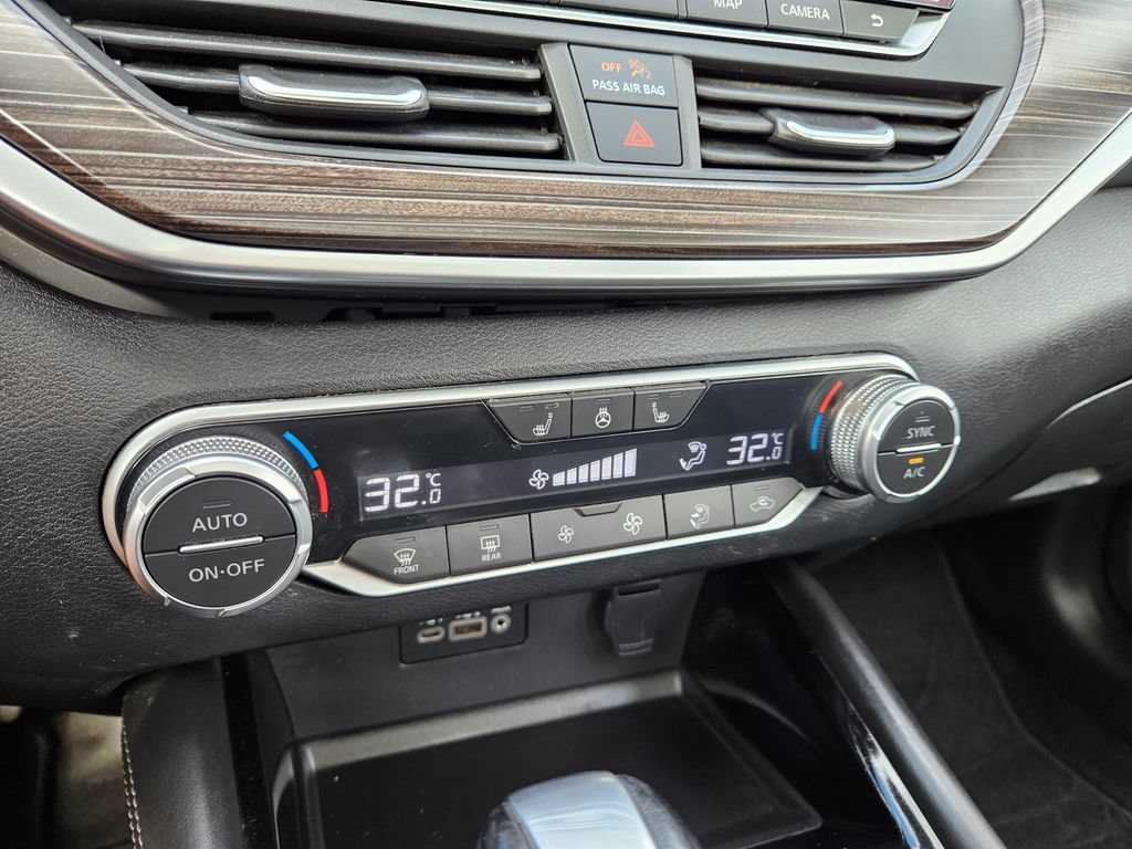 Used 2022 Nissan Altima 2.5 Platinum AWD/4WD image 26
