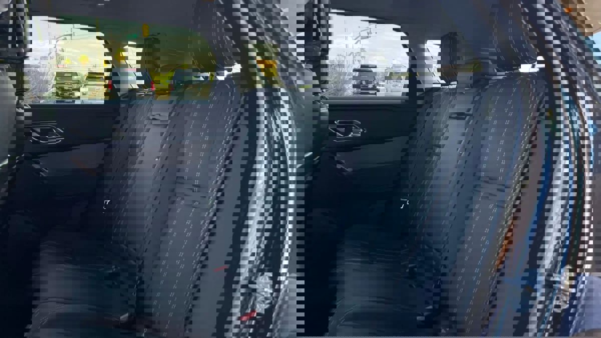 Used 2019 Land Rover Range Rover Velar S image 43