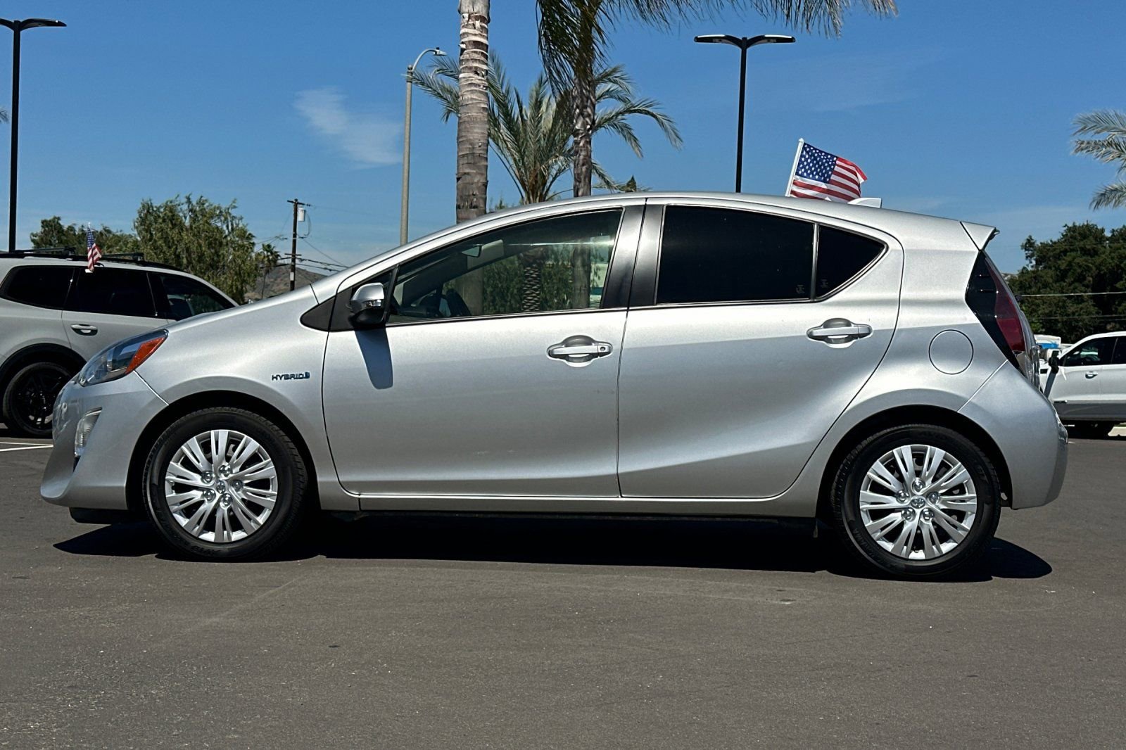 Used 2015 Toyota Prius C Two image 7