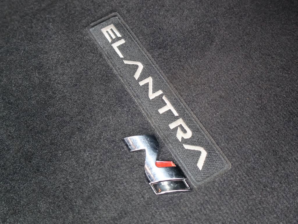 Used 2025 Hyundai Elantra N image 32