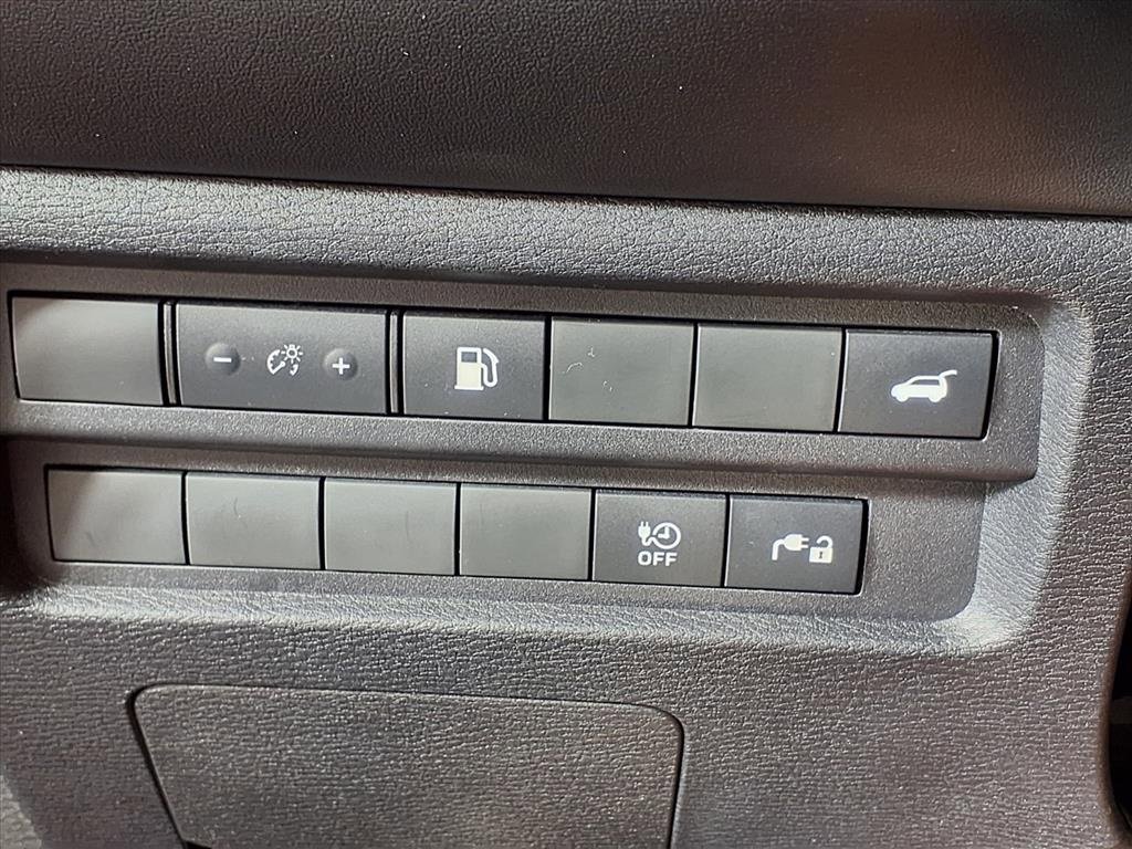 Used 2024 Mitsubishi Outlander SE image 25