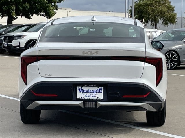 Used 2025 Kia K4 FWD image 5