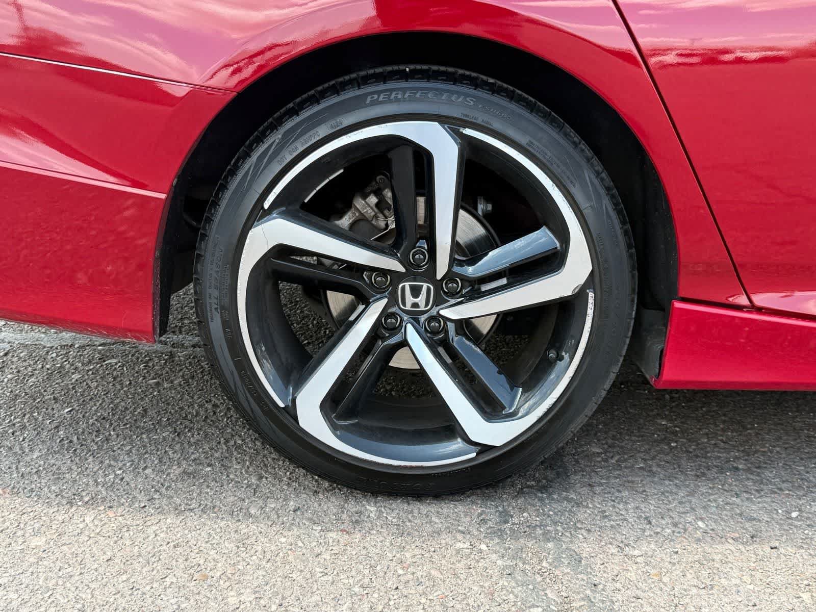 Used 2018 Honda Accord Sport image 7