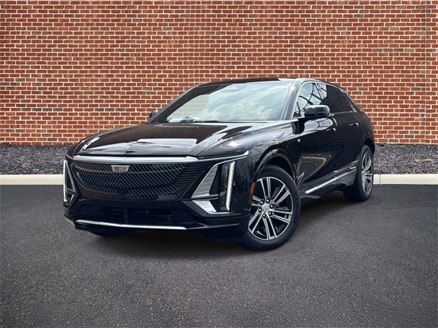 New 2025 Cadillac Lyriq Luxury