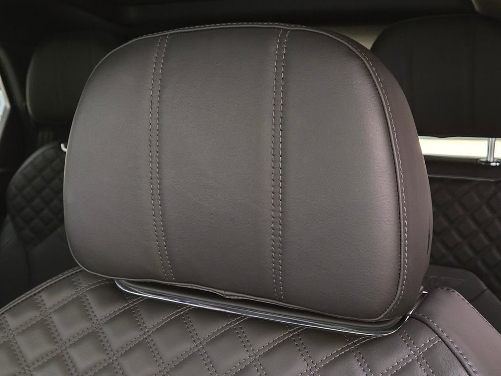 Used 2021 Bentley Bentayga Speed image 31