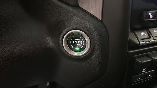 Used 2021 GMC Sierra 1500 Denali w/ Denali Ultimate Package AWD/4WD image 22