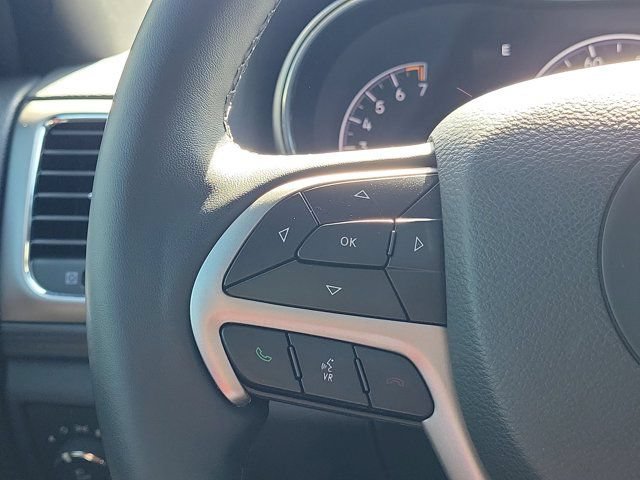 Used 2022 Jeep Grand Cherokee Laredo X RWD image 21
