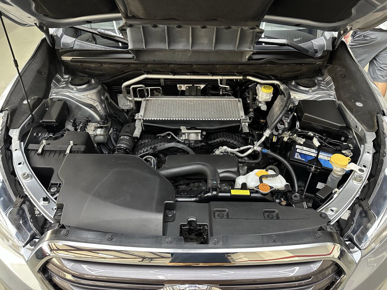 Used 2019 Subaru Ascent Limited w/ Popular Package #2 AWD/4WD image 7