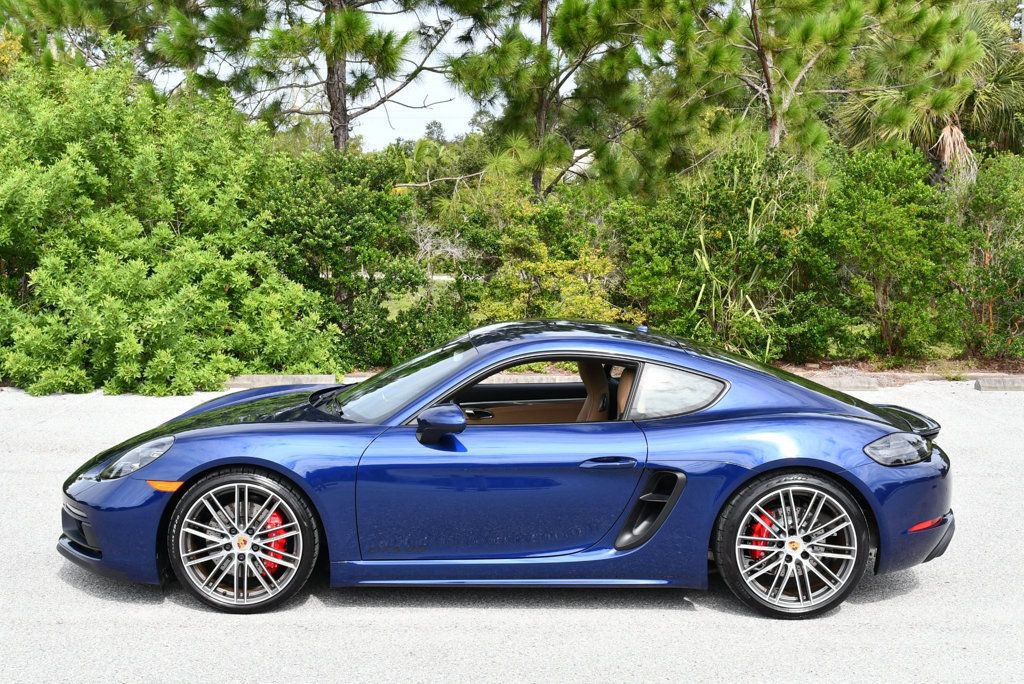 Used 2022 Porsche 718 Cayman GTS RWD image 24