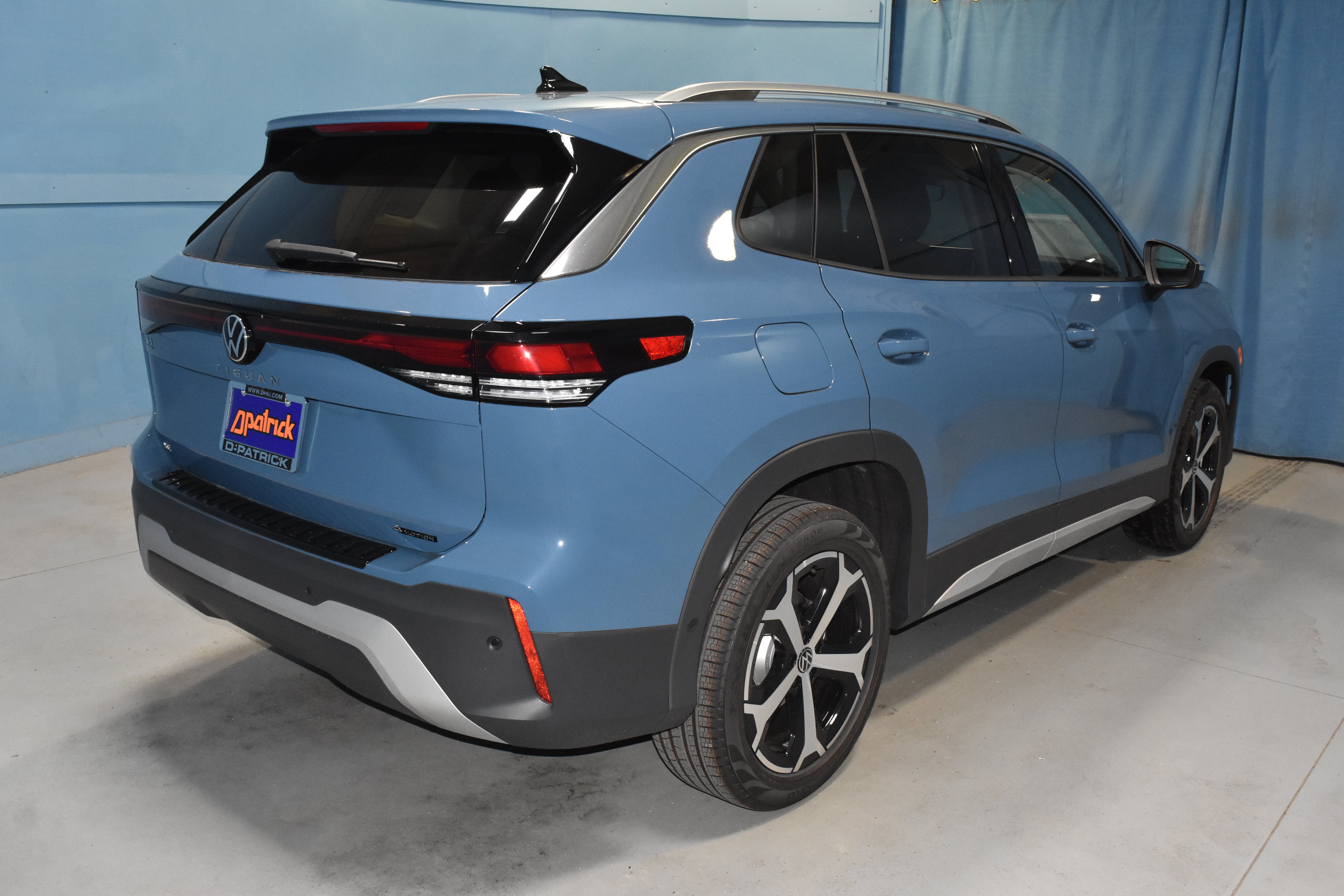 New 2026 Volkswagen Tiguan SE AWD/4WD image 21