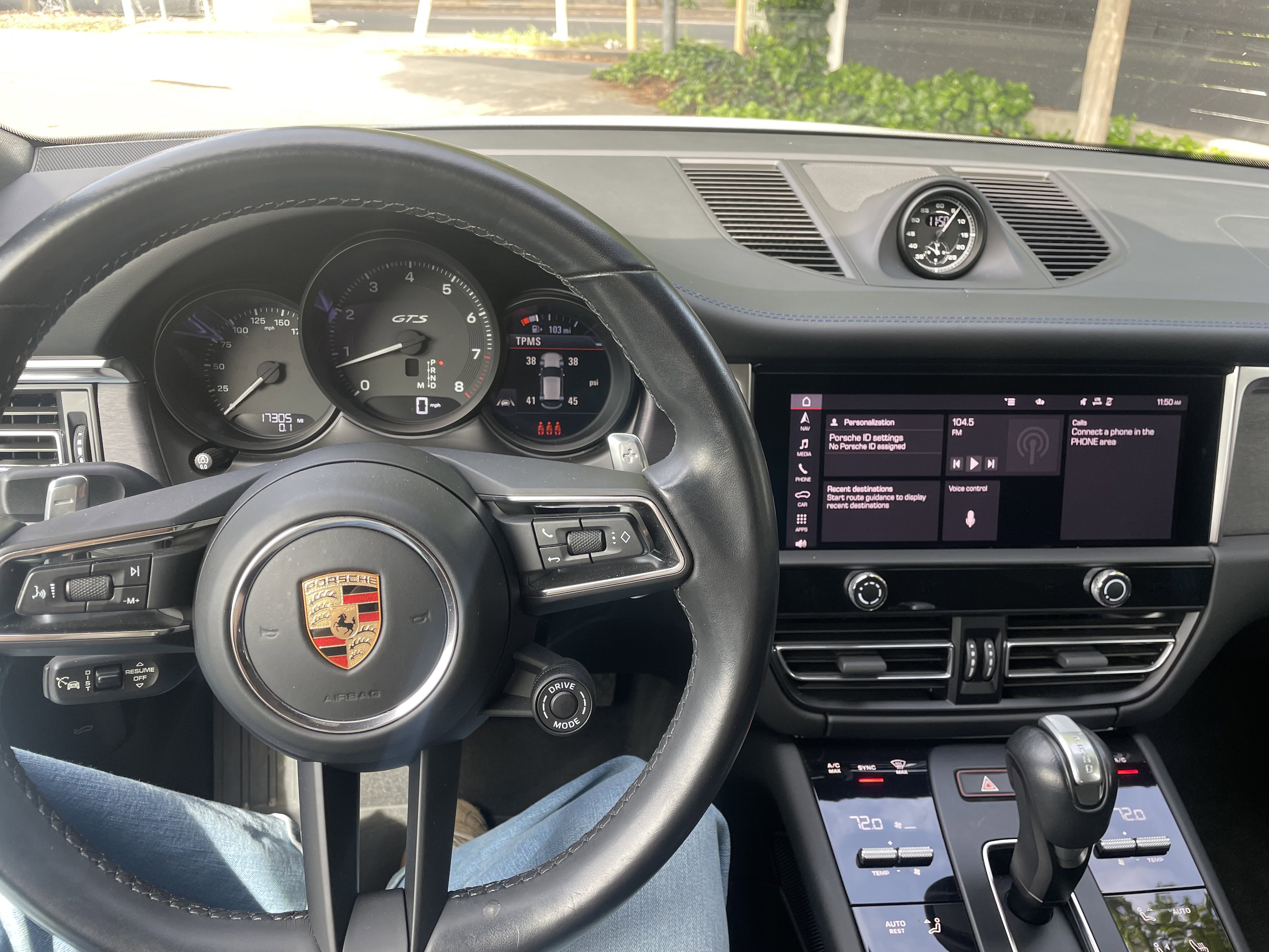 Used 2023 Porsche Macan GTS image 8