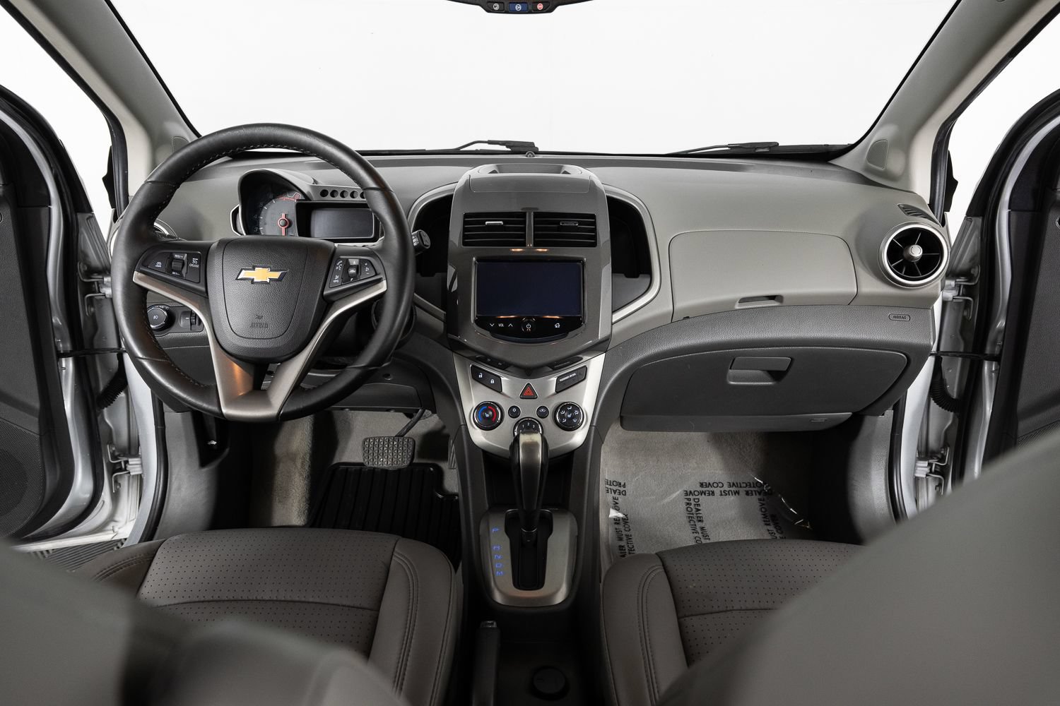 Used 2015 Chevrolet Sonic LTZ FWD image 28