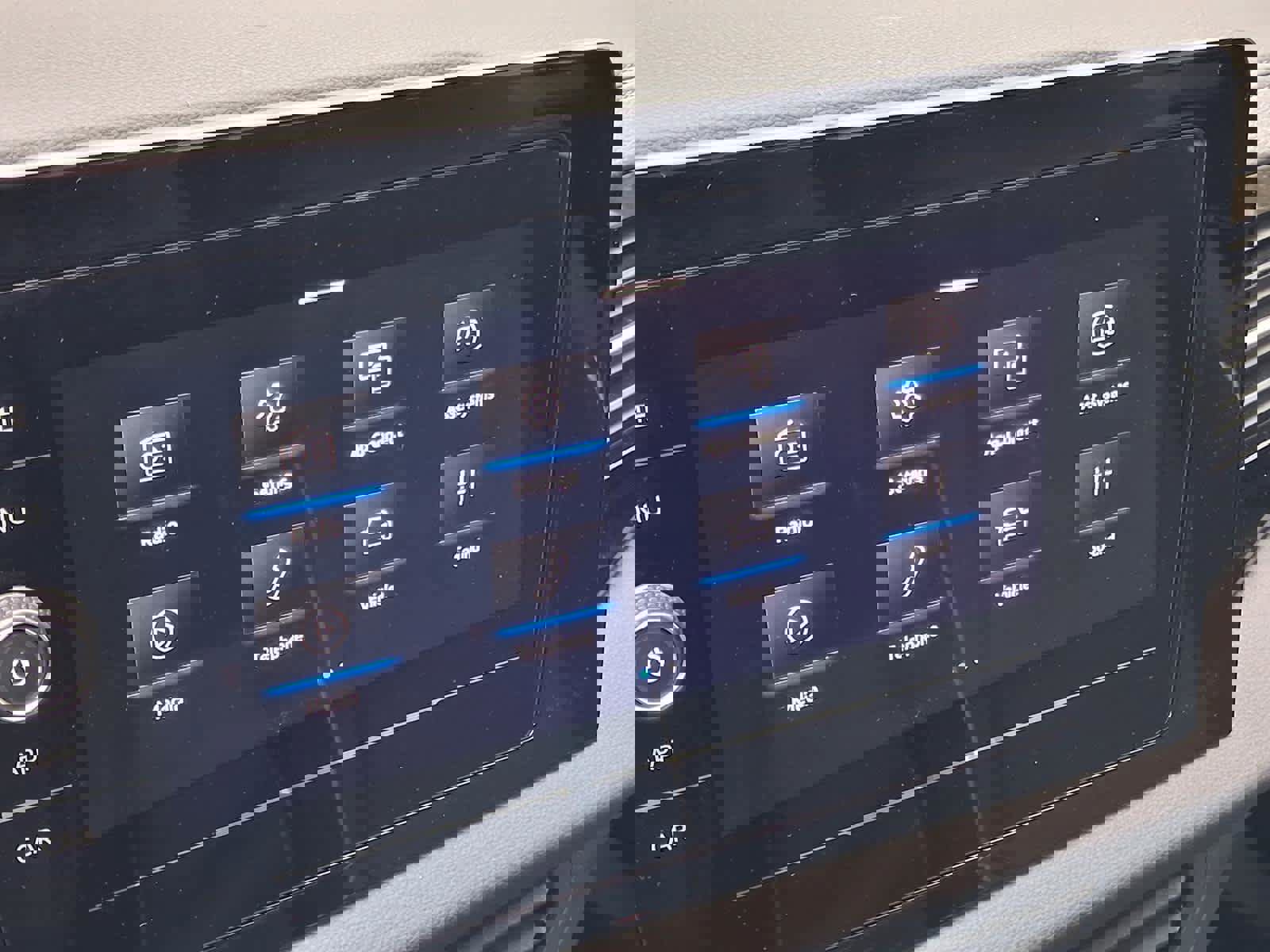 New 2026 Volkswagen Jetta Sport FWD image 18