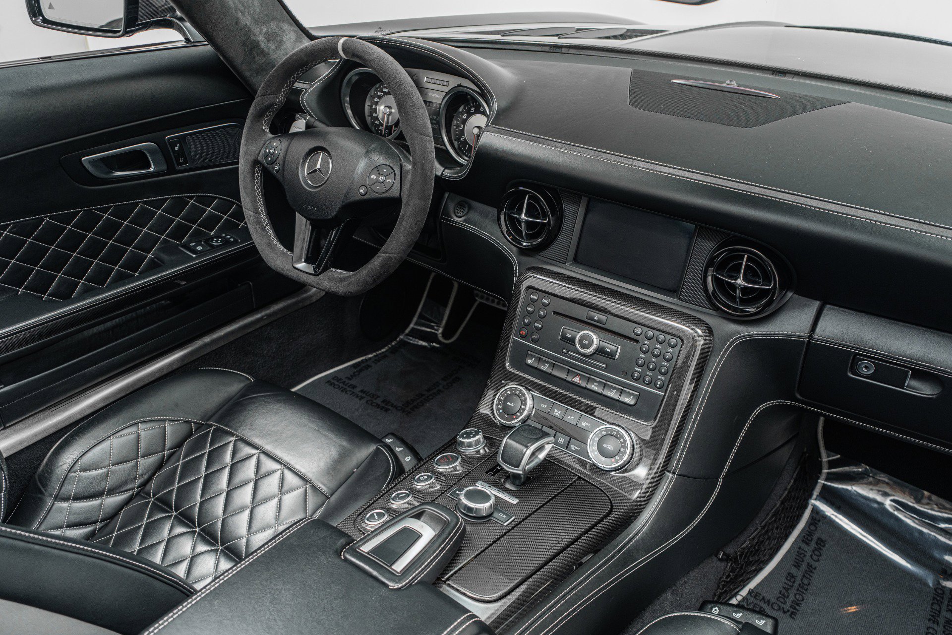 Used 2015 Mercedes-Benz SLS AMG GT Final Edition image 26