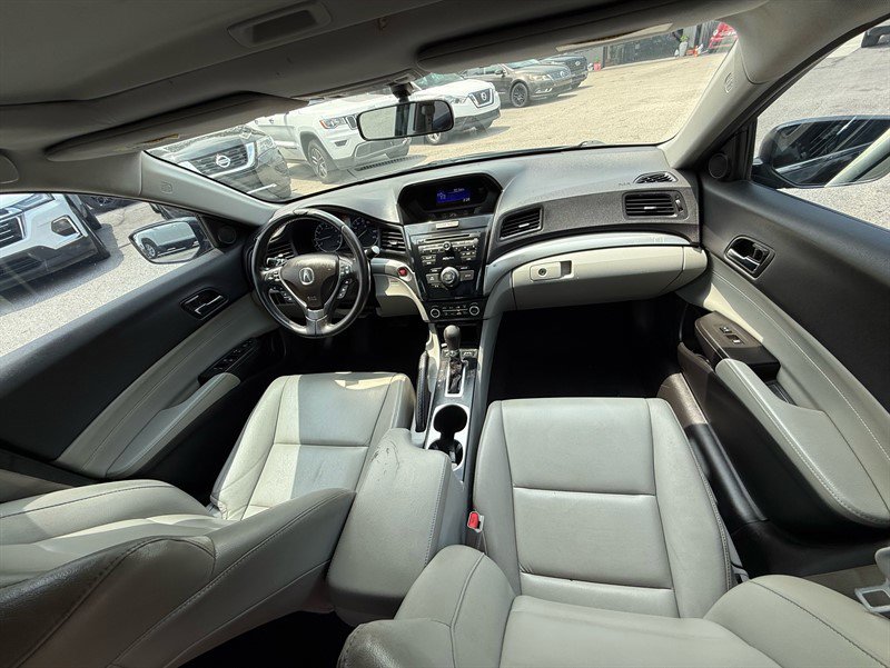 Used 2017 Acura ILX image 8