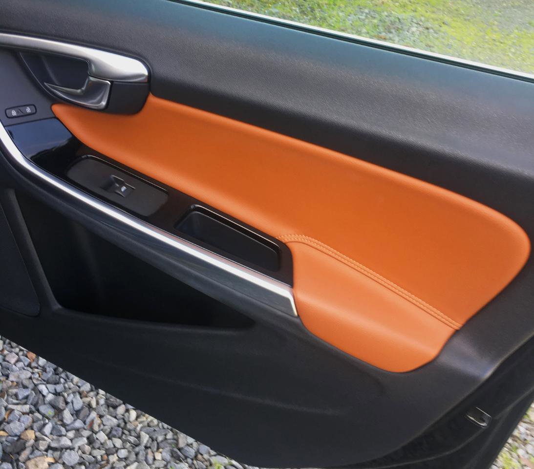 Used 2015 Volvo S60 T5 Platinum image 13