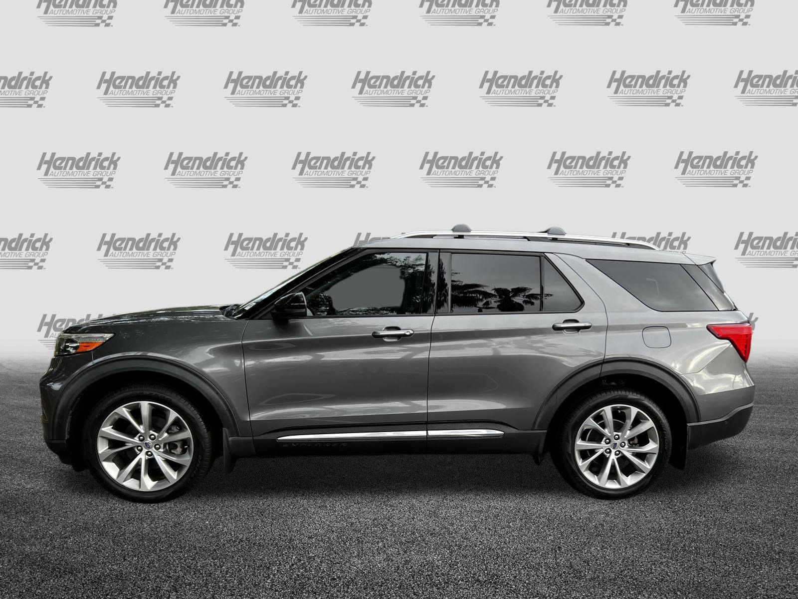 Used 2021 Ford Explorer Platinum w/ Equipment Group 601A AWD/4WD image 6