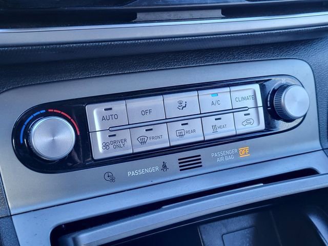 Used 2023 Hyundai Kona SE w/ Cargo Package image 18