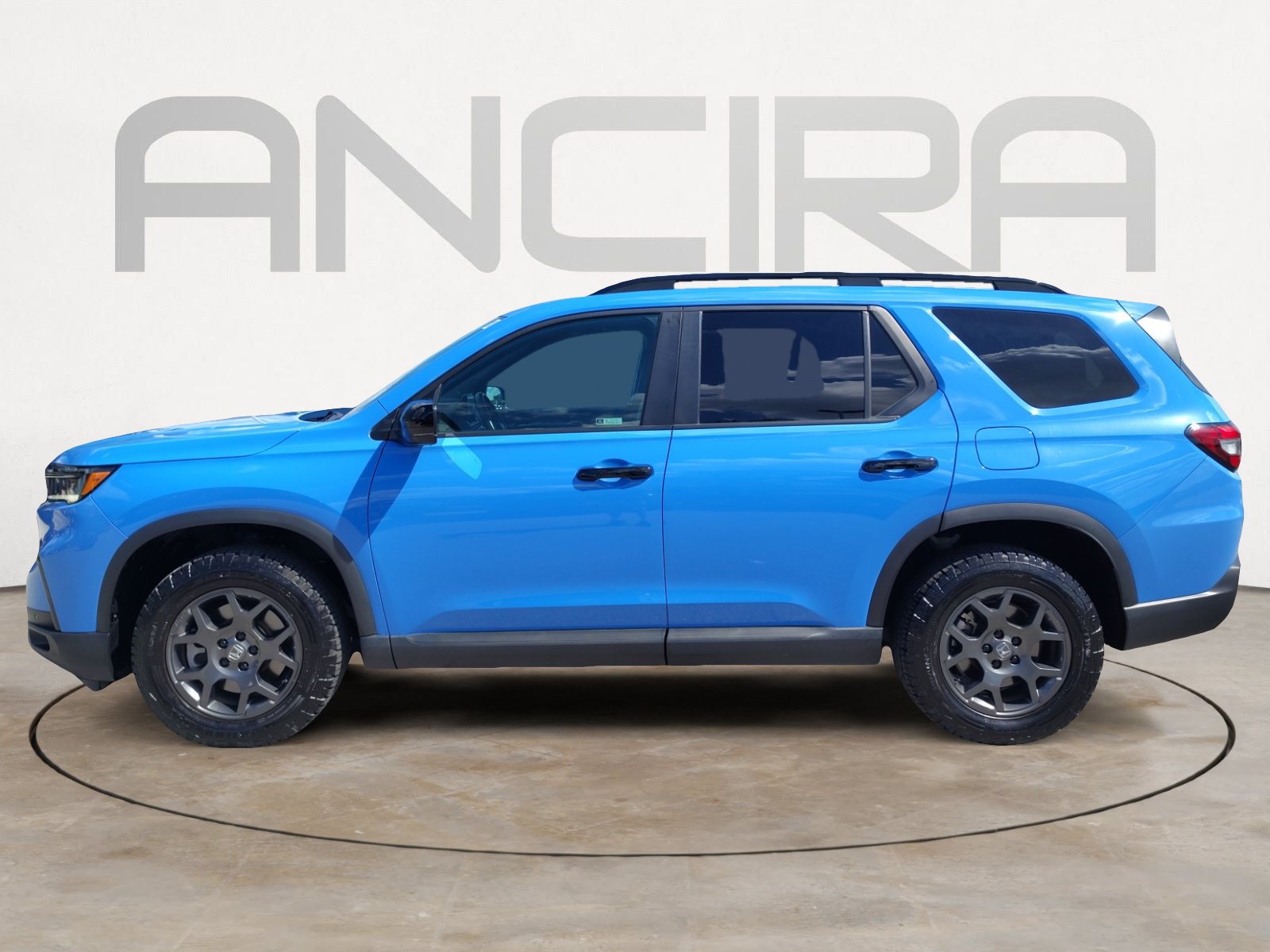 Used 2024 Honda Pilot TrailSport image 7