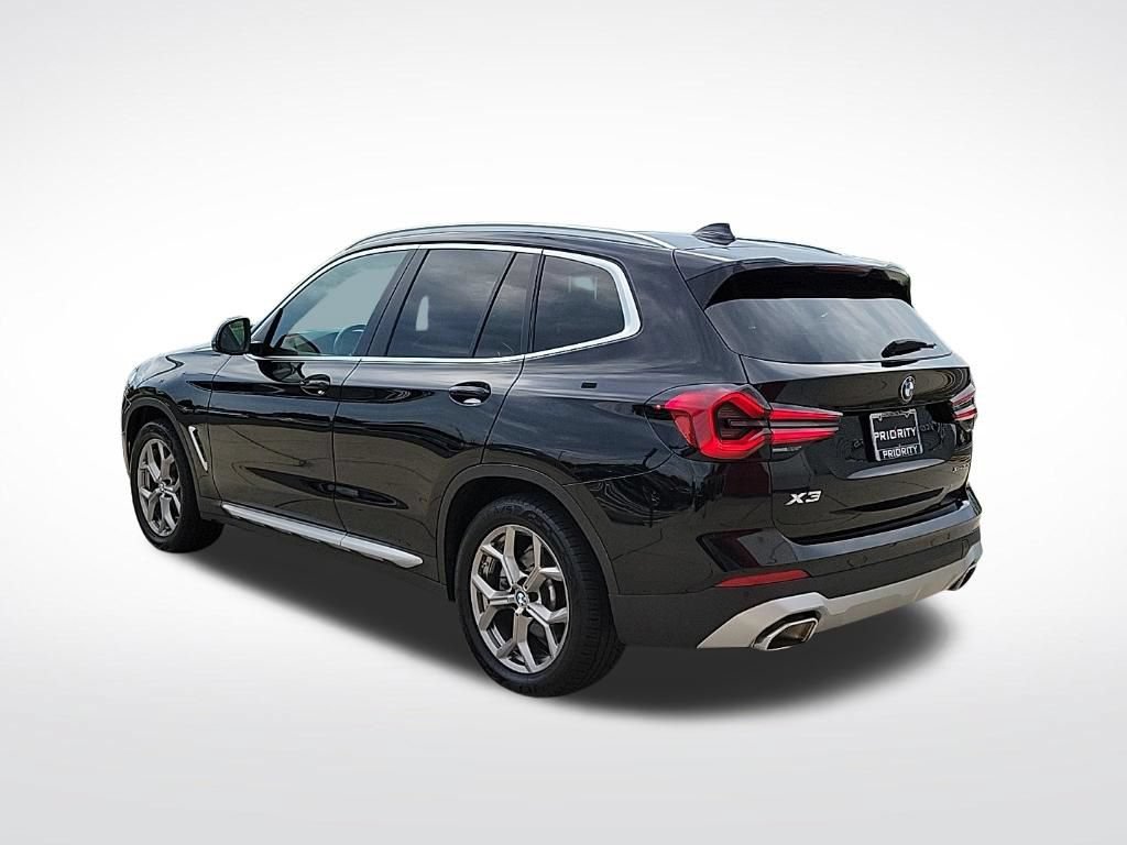 Used 2022 BMW X3 xDrive30i w/ Premium Package 2 AWD/4WD image 3